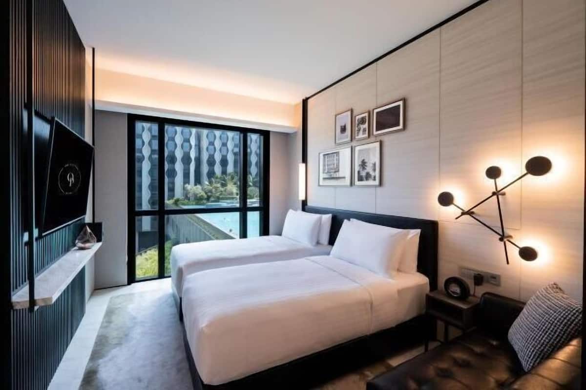 Minibar, in-room safe, iron/ironing board, free WiFi