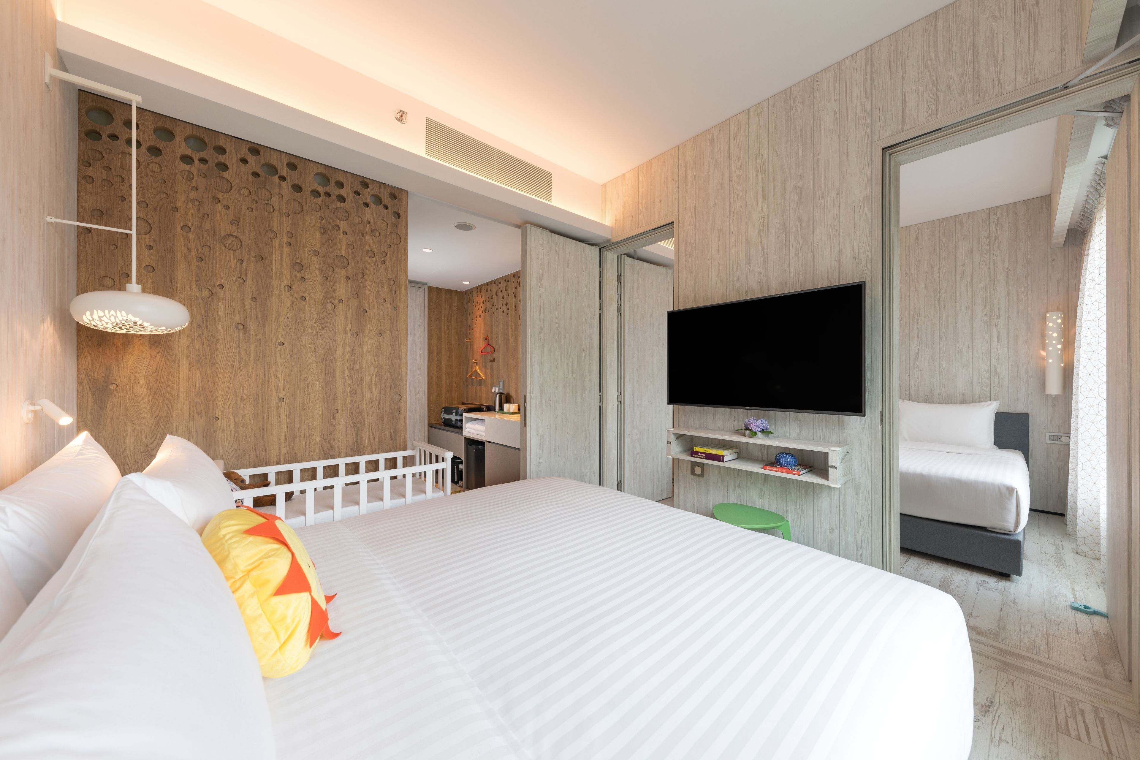 In-room safe, iron/ironing board, free WiFi, bed sheets