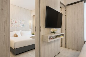 In-room safe, iron/ironing board, free WiFi, bed sheets