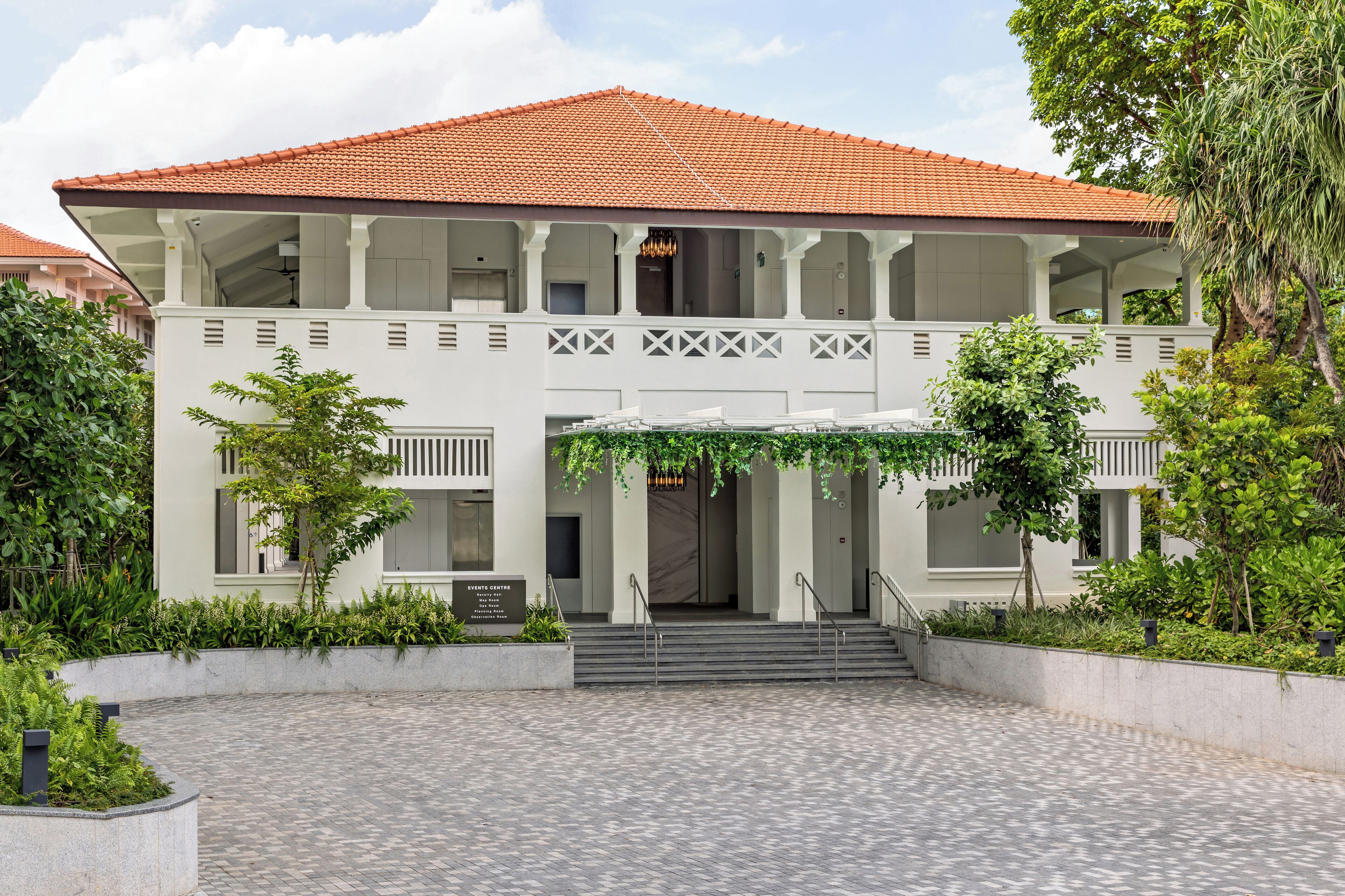 outdoor banquet area