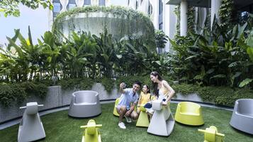 Children’s play area – outdoor