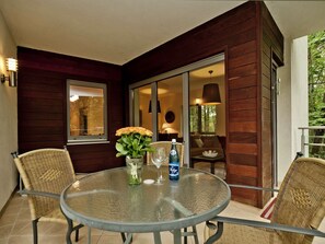 Departamento, 2 habitaciones (Kasztanowa 9/3) | Balcón