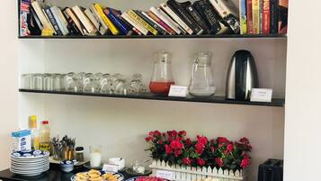 Free daily local cuisine breakfast