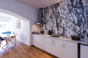 Apartment, 1 Bedroom, Garden Area | Private kitchen | High chair - Alfama - Lisbon Lounge Suites (Lisbon)