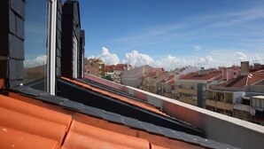 Unclassified image, 5 of 12, button - My Place - Lisbon Lounge Suites (Lisbon)