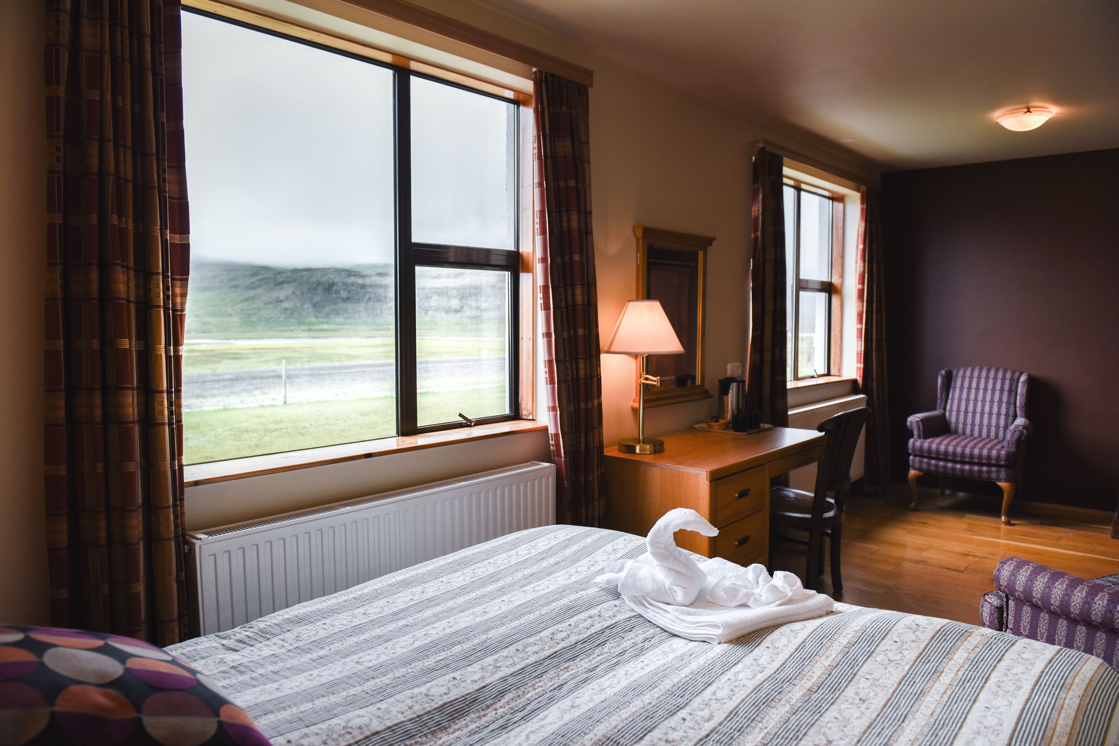 1 bedroom, blackout curtains, soundproofing, free wifi