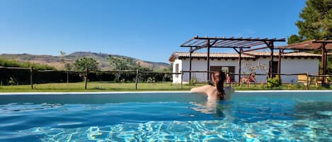 Seasonal outdoor pool