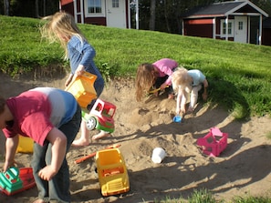 儿童活动区 - 室外