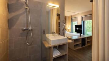 Comfort Double Room | In-room safe, desk, iron/ironing board, free WiFi