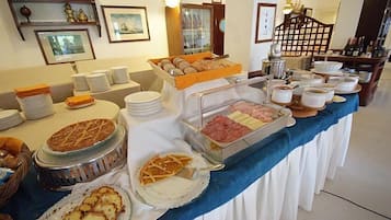 Gratis frukostbuffé varje dag