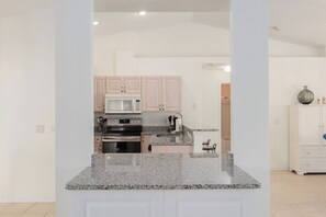 Fridge, microwave, oven, coffee/tea maker