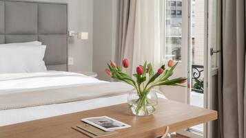 Minibar, in-room safe, soundproofing, iron/ironing board