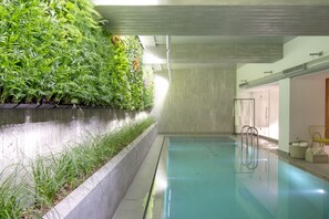 Indoor pool - COCO-MAT Athens Jumelle (Athens)