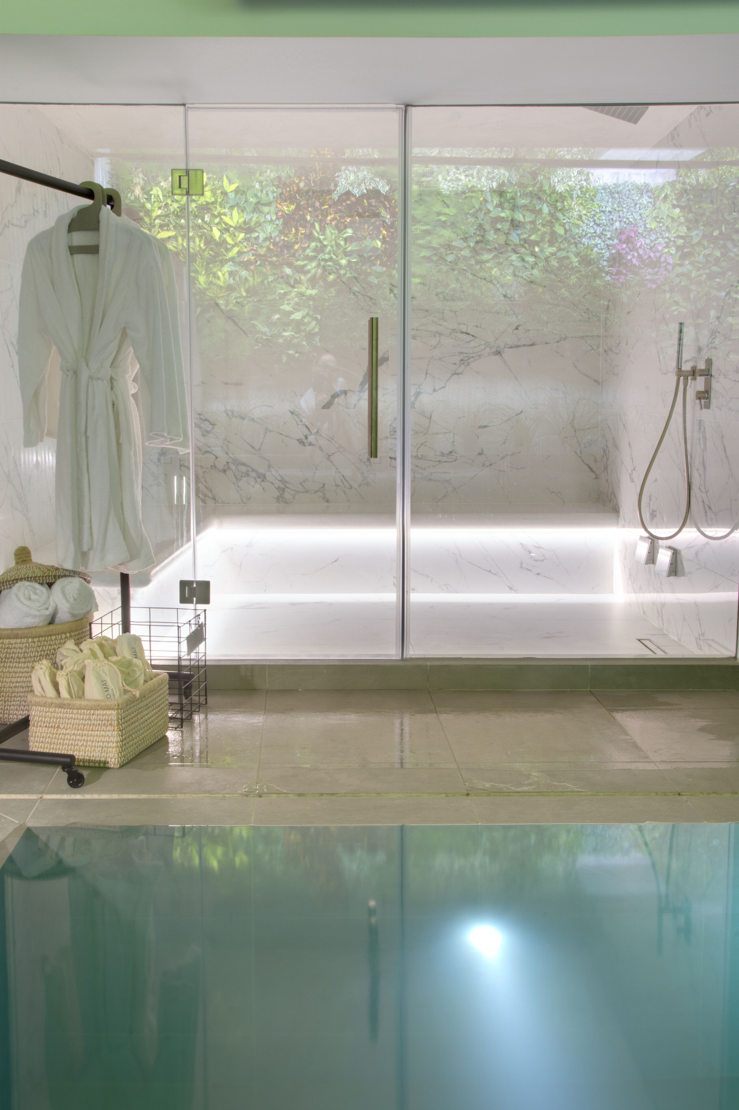 couples treatment room(s), steam room