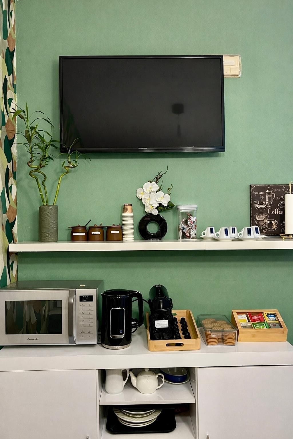 Tägliches einheimisches Frühstück (4 EUR pro Person)