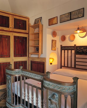 Deluxe Double Room, Sea View | 1 bedroom, Frette Italian sheets, premium bedding, minibar - Villa Laetitia (Ponza)