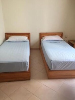 Family Apartment, 1 Bedroom, Balcony | Soundproofing, iron/ironing board, free WiFi, bed sheets