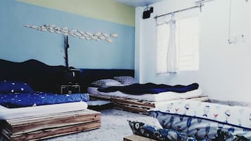 2 chambres, fer et planche à repasser, accès Internet, draps fournis