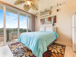 1 soverom, strykejern/-brett og internettilgang