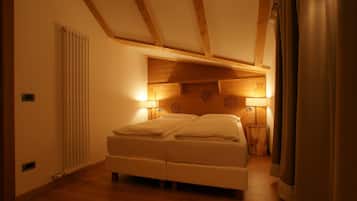 Suite Familiale | 1 chambre, coffres-forts dans les chambres, bureau, rideaux occultants