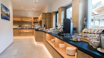 Ilmainen päivittäinen buffetaamiainen