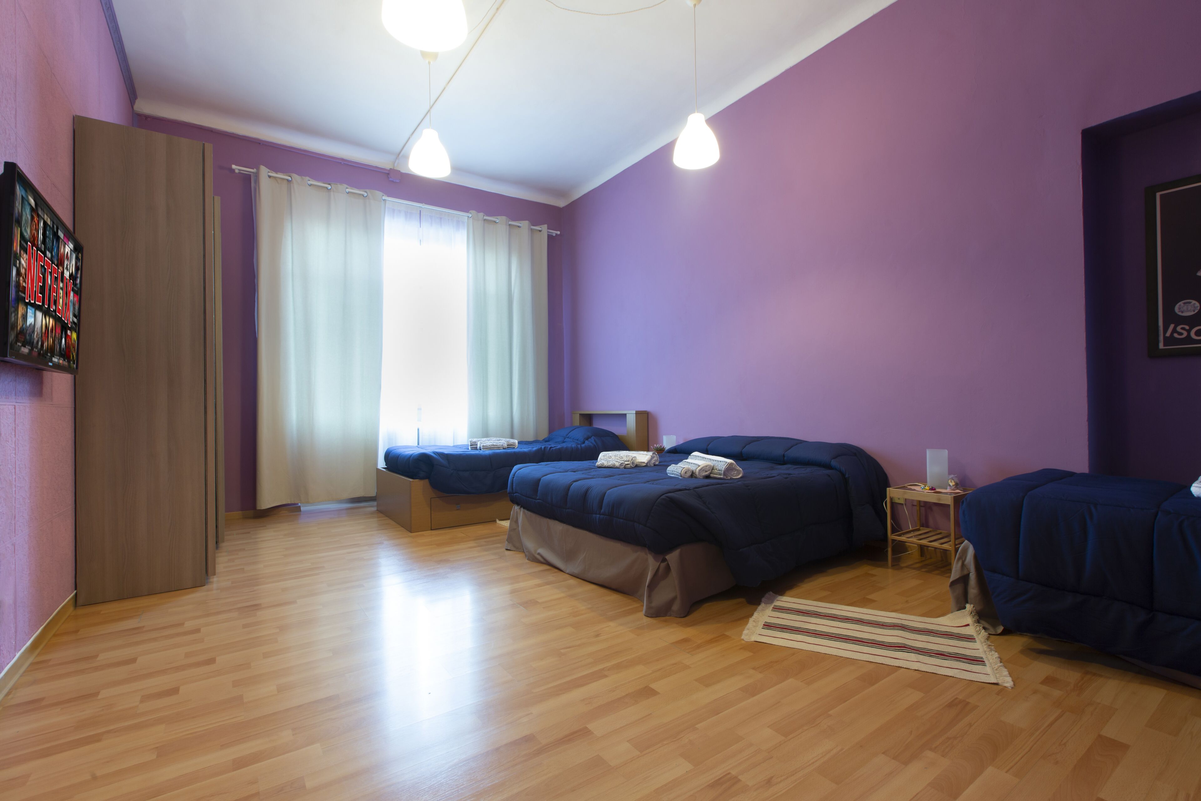 5 chambres, fer et planche à repasser, Wi-Fi gratuit, draps fournis