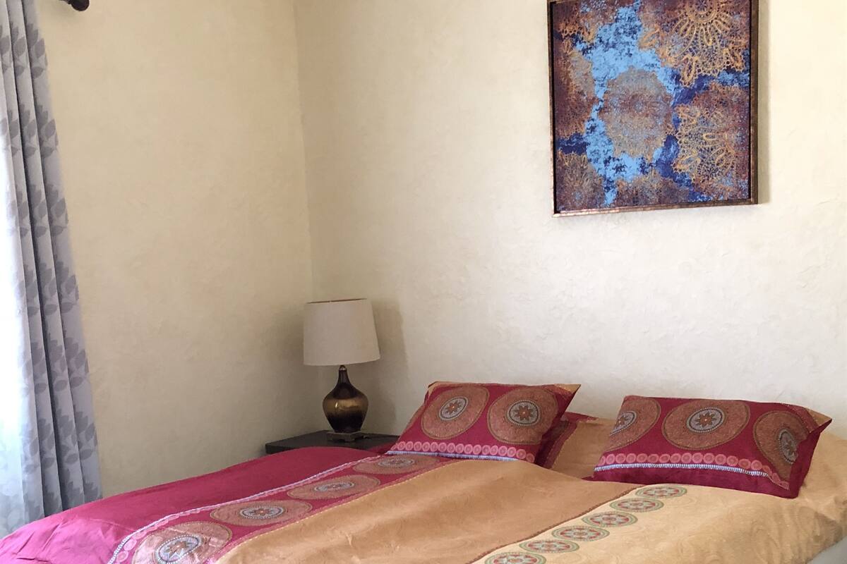 Deluxe bungalow | Verduisterende gordijnen, gratis wifi