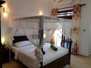 In-room safe, desk, free WiFi, bed sheets