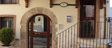 Entrada de la propiedad