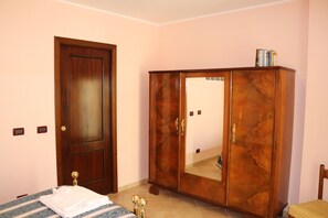 Classic Suite, Ensuite | Room amenity - B&B La Fonte (L'Aquila)