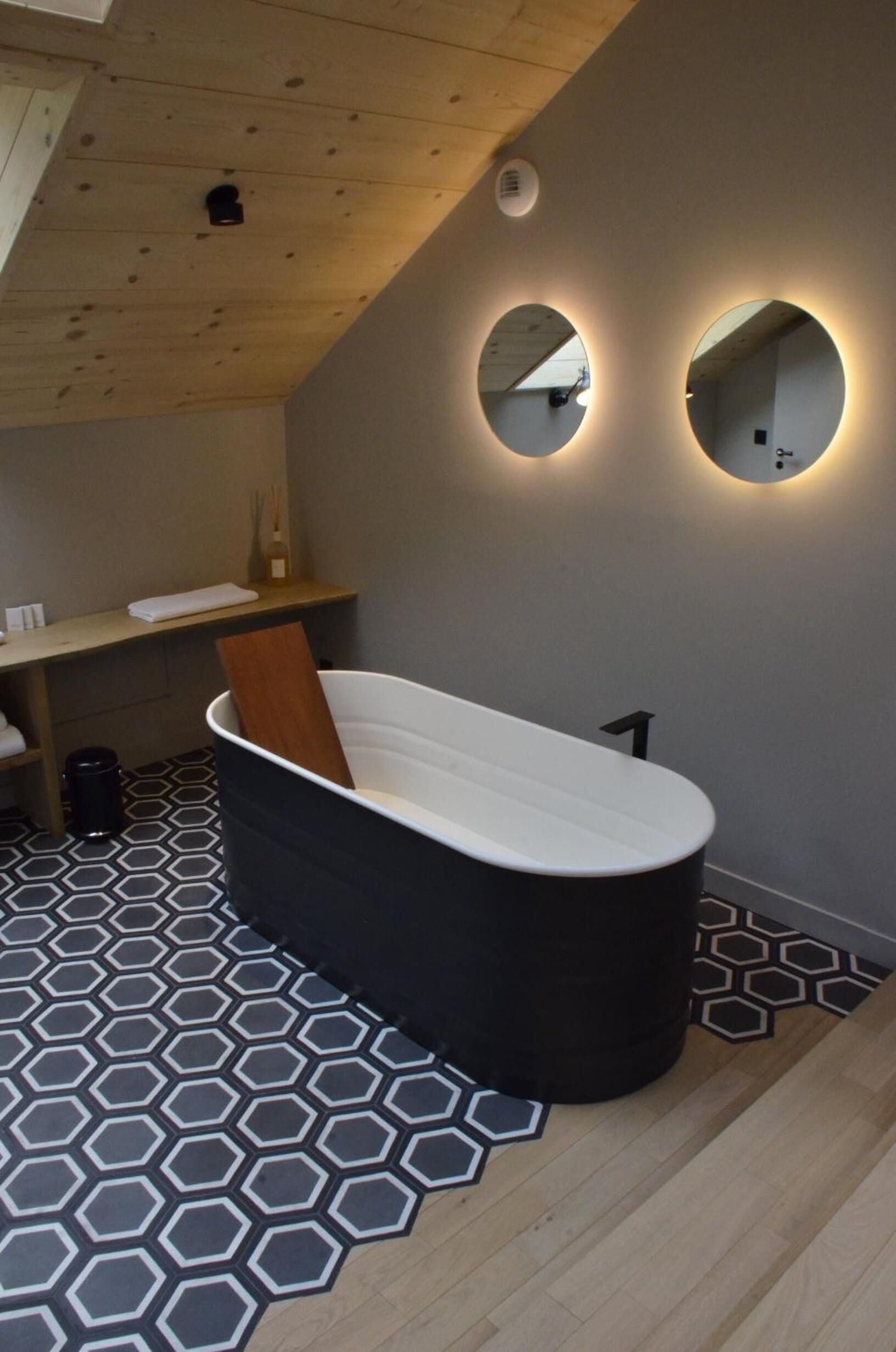 deluxe loft, 1 king bed | bathroom | free toiletries, hair dryer, towels