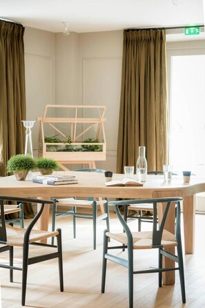 Téléviseur à écran plat