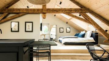 Deluxe Loft, 1 King Bed | Individually decorated, individually furnished, desk, blackout curtains