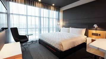 Egyptian cotton sheets, desk, laptop workspace, iron/ironing board