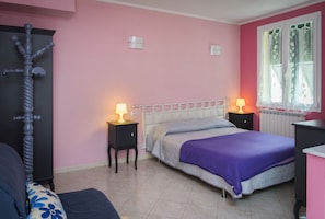 Superior Room, 1 Queen Bed with Sofa bed, Non Smoking