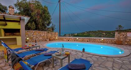 Loggos Seaview Cottage with Pool by Konnect