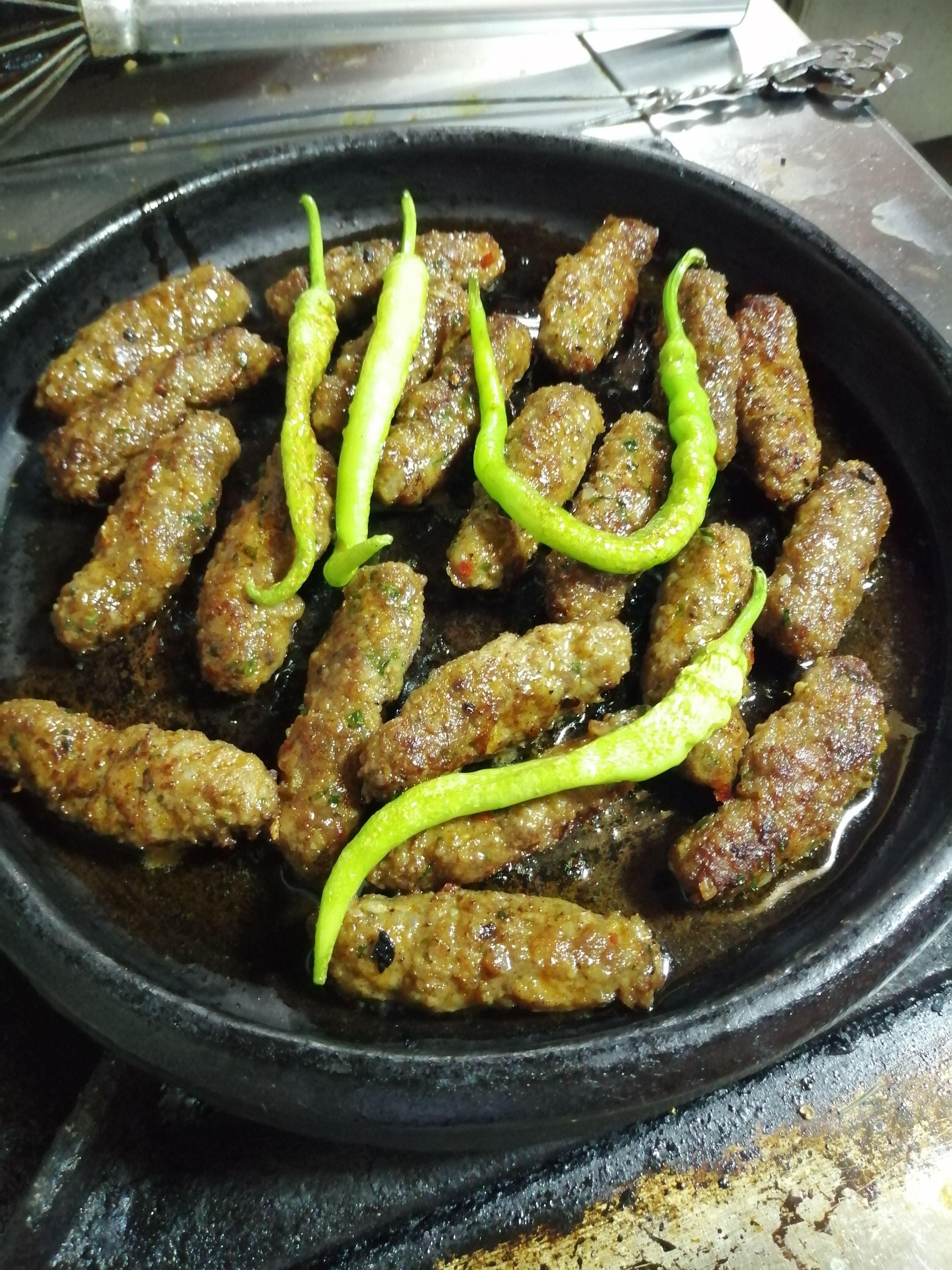 breakfast, lunch and dinner served