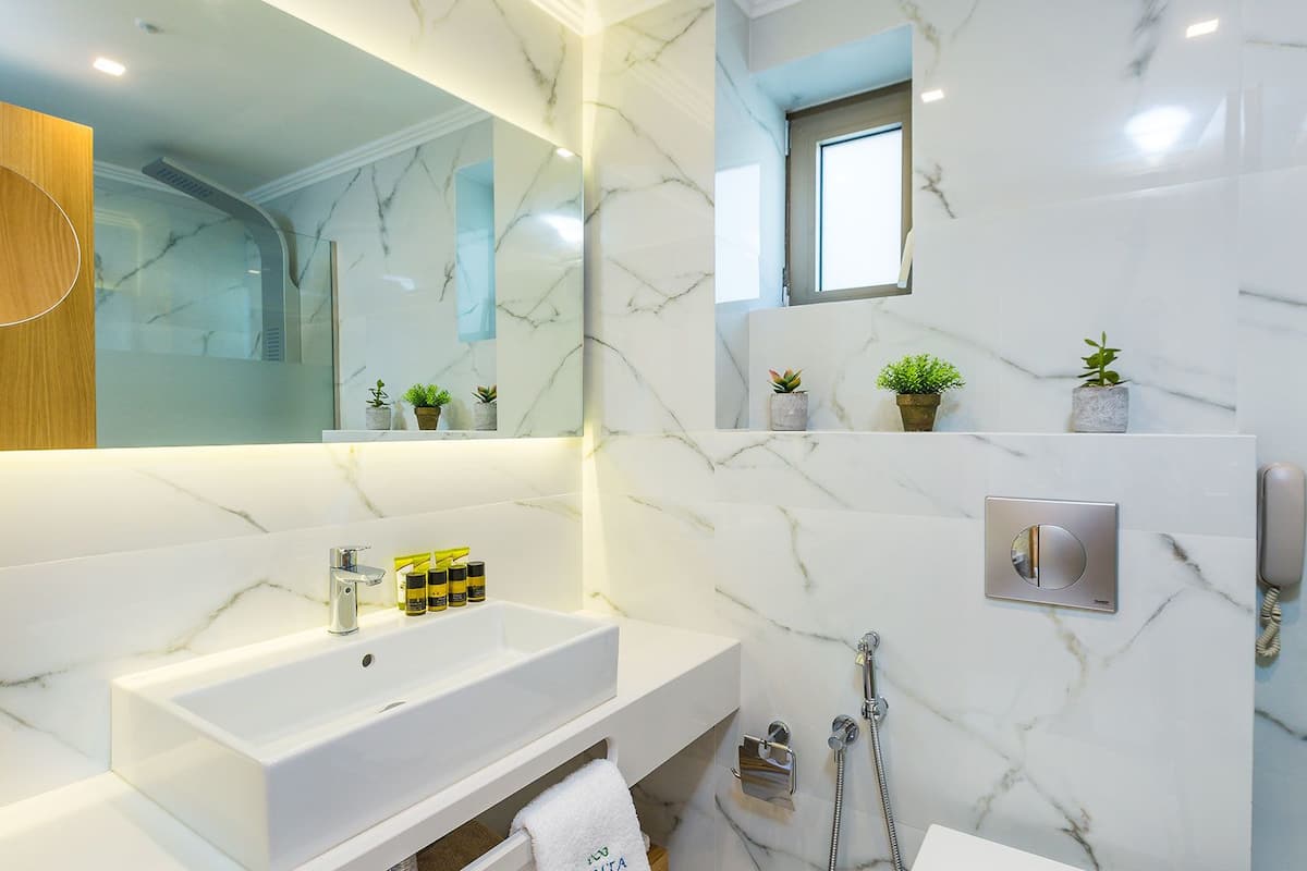 superior double or twin room, balcony | bathroom | shower, hydromassage showerhead, eco-friendly toiletries, hair dryer