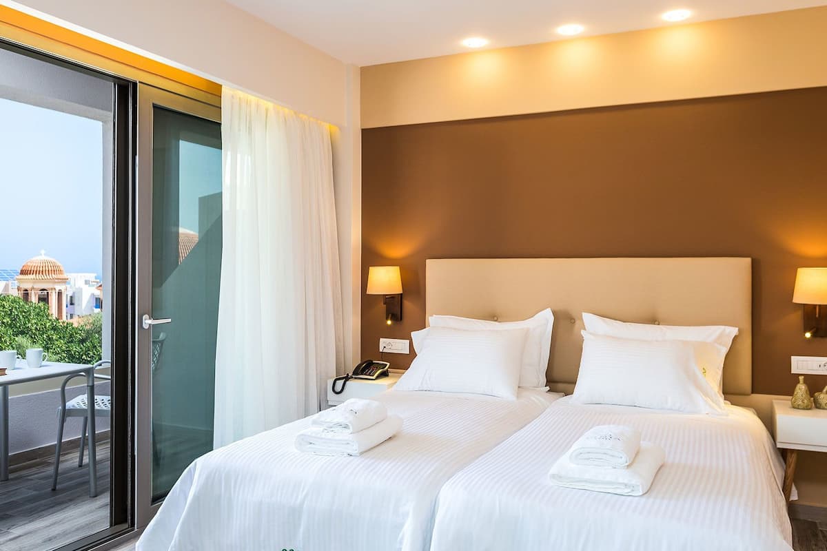superior double or twin room, balcony | 1 bedroom, minibar, in-room safe, individually decorated