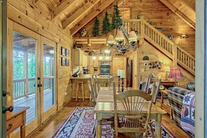 Interior - Secluded home on acreage with private hot tub, fireplace & wraparound deck (Ellijay)