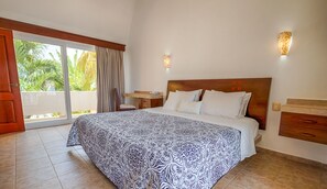 3 bedrooms, travel cot, free WiFi, bed sheets