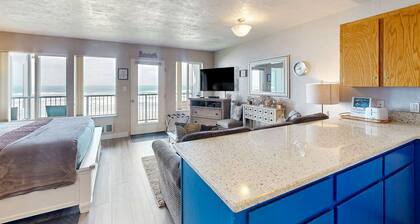 Modern oceanfront studio condo on Nye Beach with seasonal pool