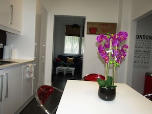 Private kitchen - Argyle Square Apartments (London)