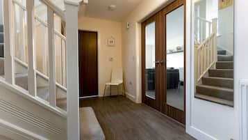 House, 3 Bedrooms | Living area | Flat-screen TV