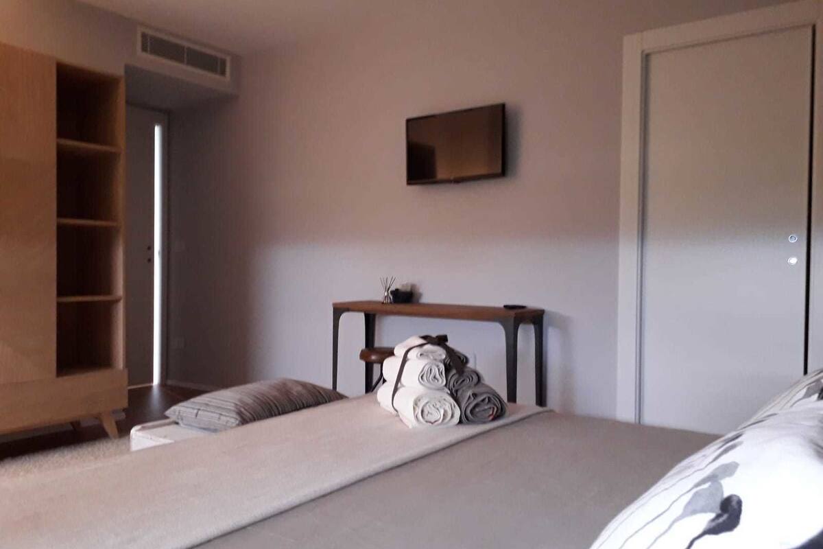Blackout curtains, iron/ironing board, cots/infant beds, free WiFi