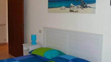 Habitación doble, baño privado, vistas al mar | Sábanas italianas Frette y ropa de cama de alta calidad