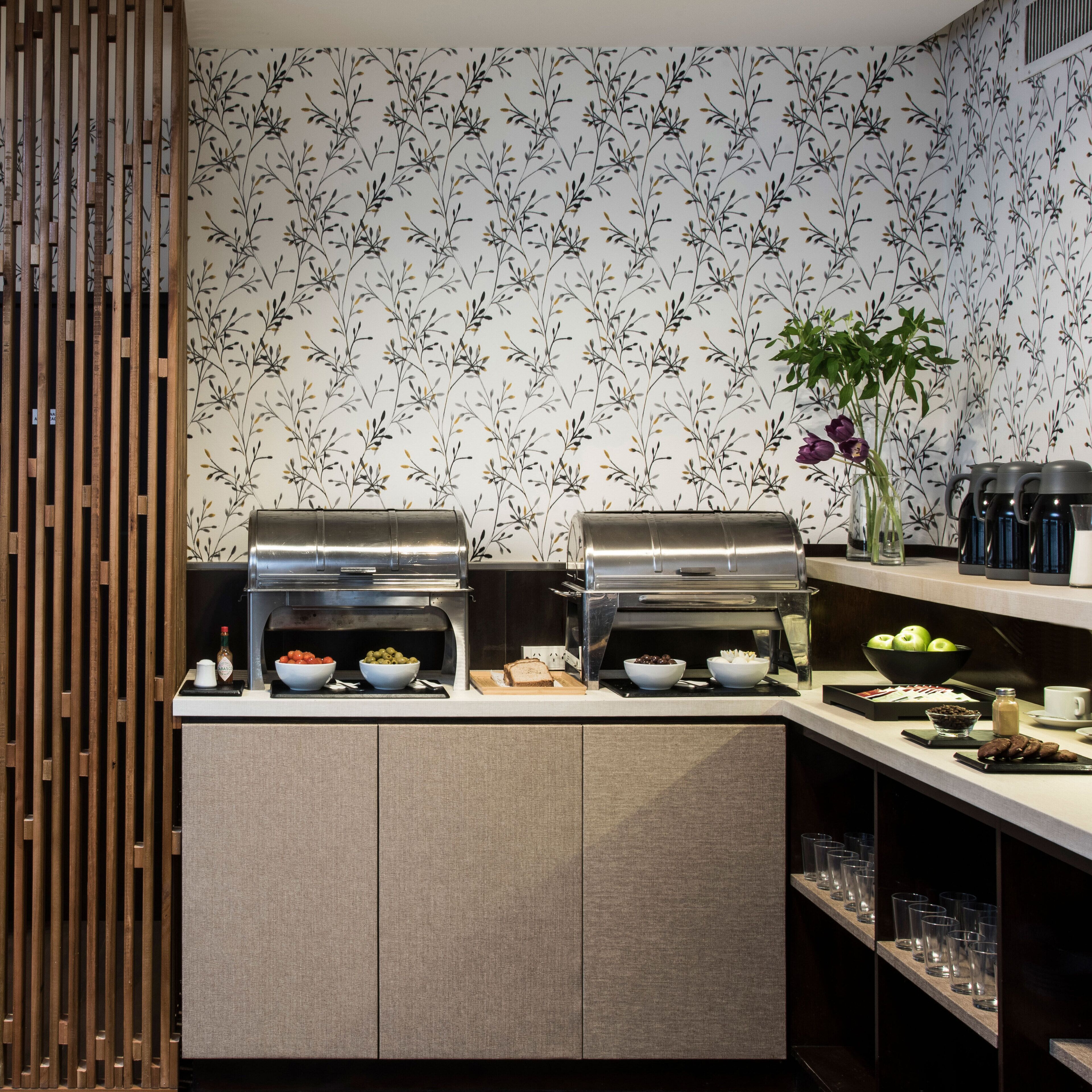 daily buffet breakfast (usd 18 per person)