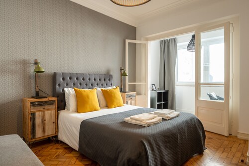 DuMont Lisbon Guesthouse
