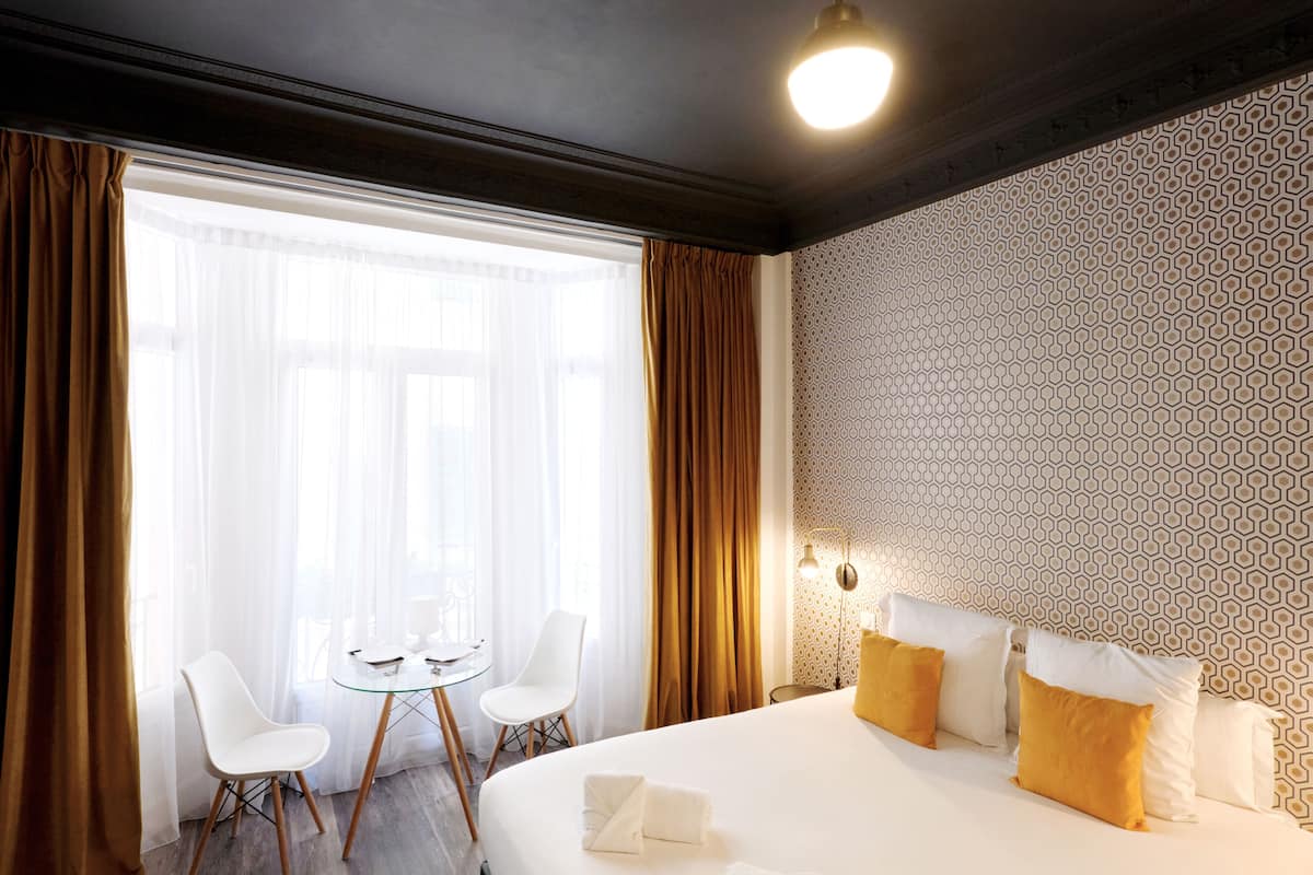 1 bedroom, premium bedding, in-room safe, blackout curtains