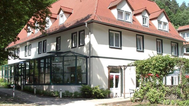 Front of property - Waldhotel Linzmühle (Lindig)